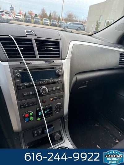 2011 Chevrolet Traverse LT 3.6 Liter V6 AWD 3rd Row Seating
