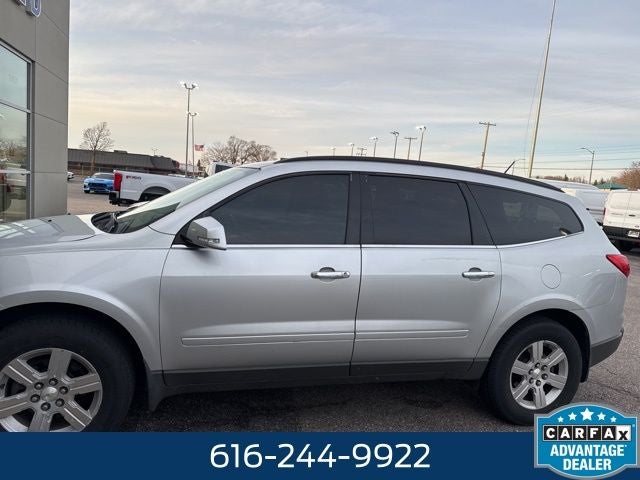 2011 Chevrolet Traverse LT 3.6 Liter V6 AWD 3rd Row Seating