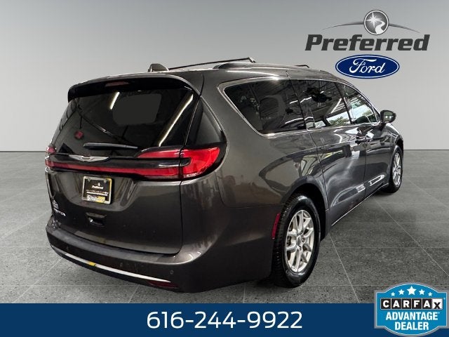 2022 Chrysler Pacifica Touring L 3.6 Liter V6 7 Passenger 3rd Row Seating