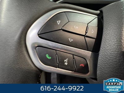 2022 Chrysler Pacifica Touring L 3.6 Liter V6 7 Passenger 3rd Row Seating