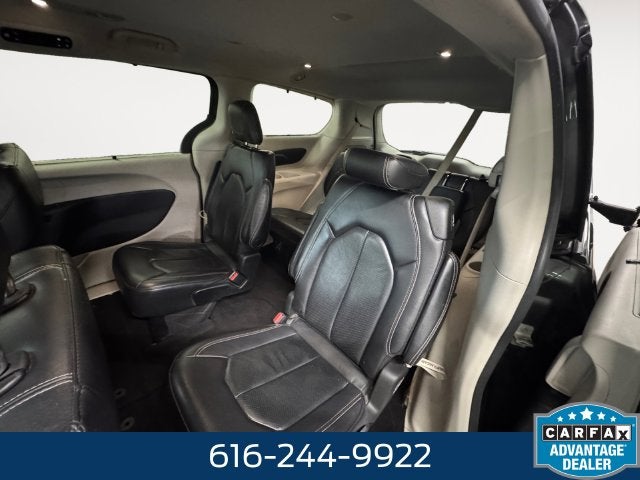 2022 Chrysler Pacifica Touring L 3.6 Liter V6 7 Passenger 3rd Row Seating