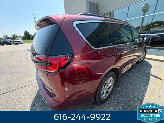 2023 Chrysler Pacifica Limited 3.6 Liter V6 7 Passenger 3rd Row Seating AWD