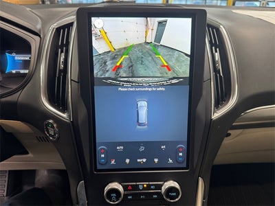 2022 Ford Edge Titanium 2.0 Liter EcoBoost Turbocharged AWD