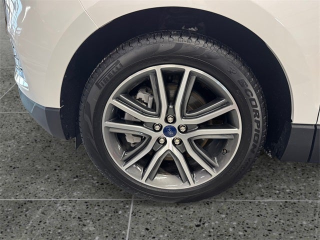 2022 Ford Edge Titanium 2.0 Liter EcoBoost Turbocharged AWD
