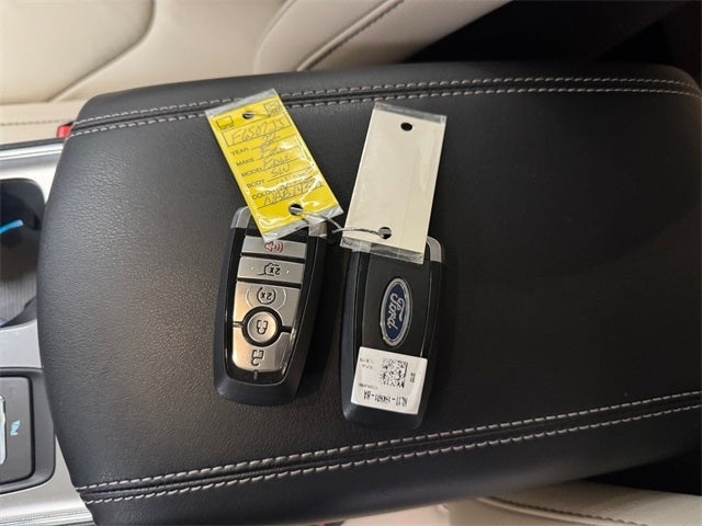 2022 Ford Edge Titanium 2.0 Liter EcoBoost Turbocharged AWD