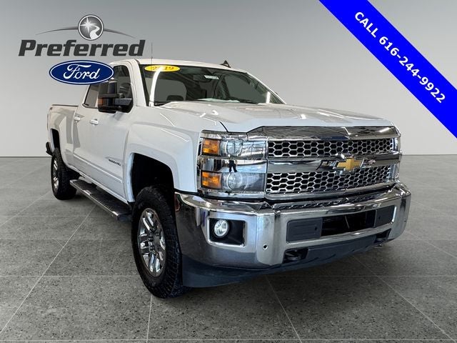 2019 Chevrolet Silverado 2500HD LT 6.0 liter V8 4D Double Cab 4WD