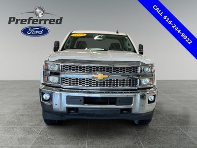 2019 Chevrolet Silverado 2500HD LT 6.0 liter V8 4D Double Cab 4WD