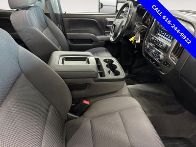 2019 Chevrolet Silverado 2500HD LT 6.0 liter V8 4D Double Cab 4WD