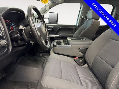 2019 Chevrolet Silverado 2500HD LT 6.0 liter V8 4D Double Cab 4WD