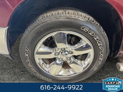 2018 RAM 1500 Big Horn 5.7 Liter V8 Hemi Crew Cab 4WD