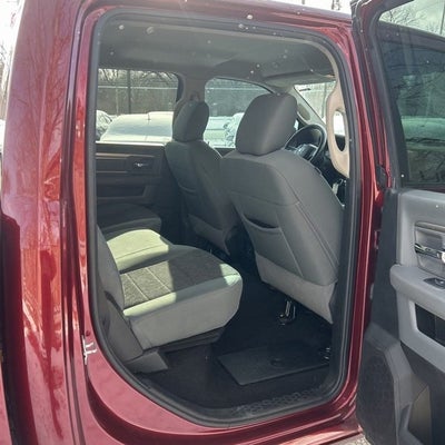 2018 RAM 1500 Big Horn 5.7 Liter V8 Hemi Crew Cab 4WD