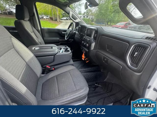 2022 Chevrolet Silverado 1500 LTD LT 5.3 Liter V8 EcoTec3 Crew Cab 4WD