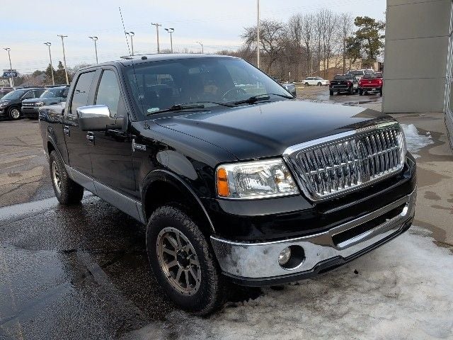 2008 Lincoln Mark LT Base 5.4 Liter V8 Crew Cab 4WD