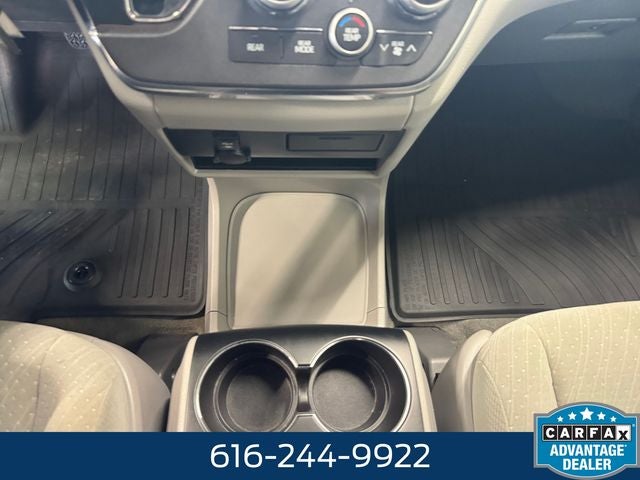 2018 Toyota Sienna LE 3.5 Liter V6 7 Passenger 3rd Row Seating