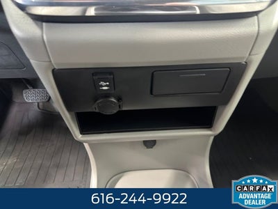 2018 Toyota Sienna LE 3.5 Liter V6 7 Passenger 3rd Row Seating