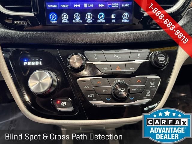 2017 Chrysler Pacifica Touring-L