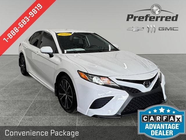 2020 Toyota Camry SE AWD