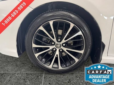 2020 Toyota Camry SE AWD
