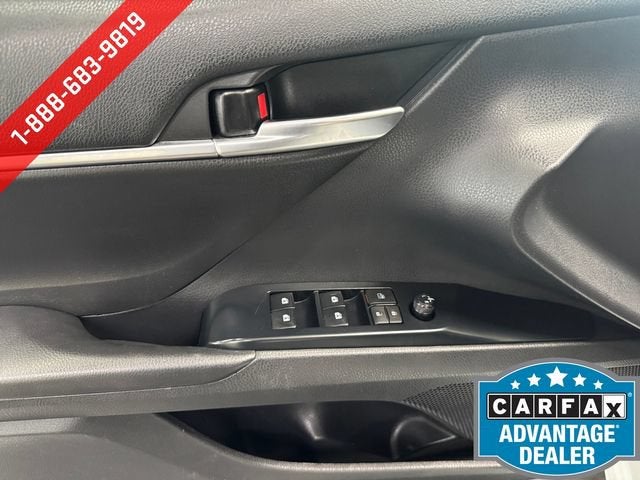 2020 Toyota Camry SE AWD