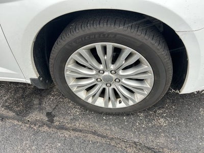 2011 Chrysler 200 Limited 3.6 Liter V6 2D Convertible Automatic