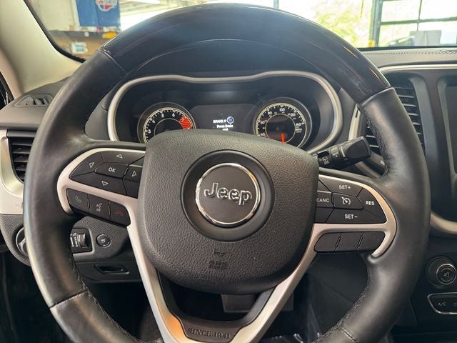 2016 Jeep Cherokee Overland 3.2 Liter V6 4WD
