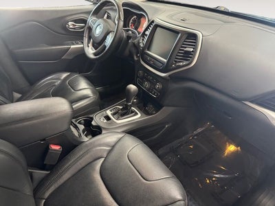 2016 Jeep Cherokee Overland 3.2 Liter V6 4WD