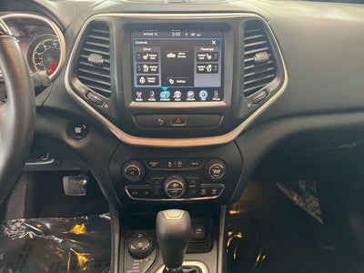2016 Jeep Cherokee Overland 3.2 Liter V6 4WD