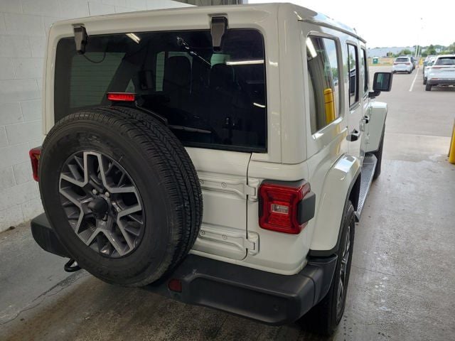 2025 Jeep Wrangler Sahara 2.0 Liter 4D Automatic 4WD
