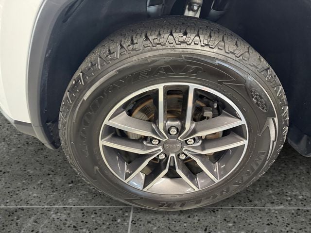 2019 Jeep Grand Cherokee Laredo E 3.6 Liter V6 4WD