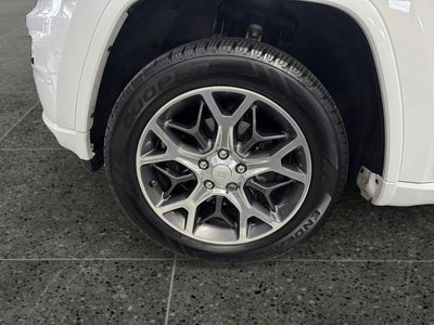 2019 Jeep Grand Cherokee Overland 3.6 Liter V6 4WD