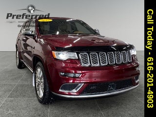 2017 Jeep Grand Cherokee Summit 5.7 Liter v8 Hemi 4WD