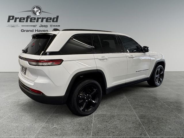 2025 Jeep Grand Cherokee Altitude X 3.6 Liter V6 4WD