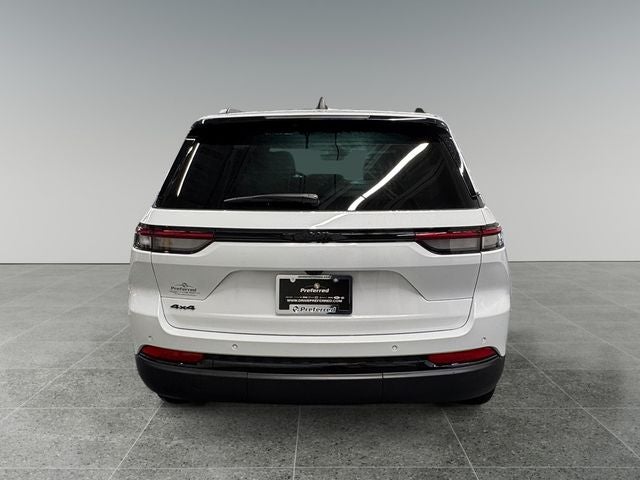 2025 Jeep Grand Cherokee Altitude X 3.6 Liter V6 4WD