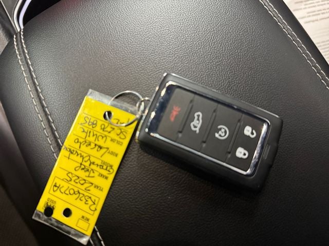 2025 Jeep Grand Cherokee Altitude X 3.6 Liter V6 4WD