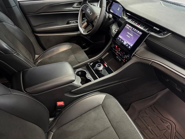 2025 Jeep Grand Cherokee Altitude X 3.6 Liter V6 4WD