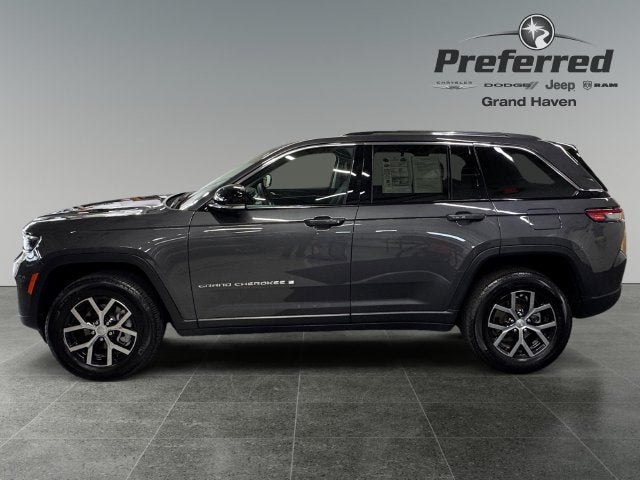 2023 Jeep Grand Cherokee Limited 3.6 Liter V6 4WD