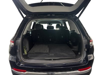 2023 Jeep Grand Cherokee Limited 3.6 Liter V6 4WD