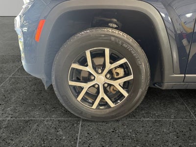 2023 Jeep Grand Cherokee Limited 3.6 Liter V6 4WD