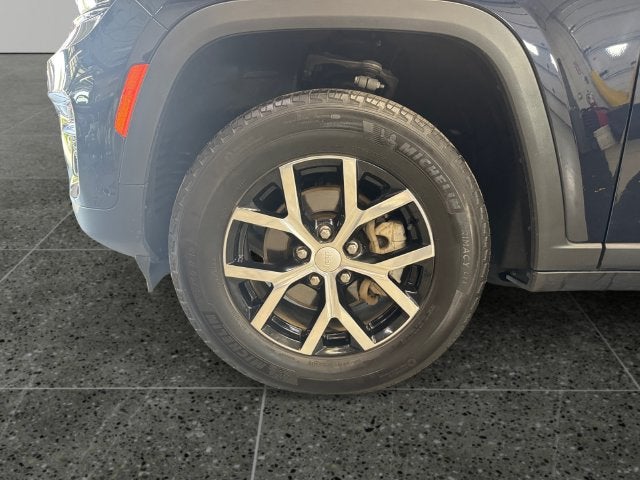 2023 Jeep Grand Cherokee Limited 3.6 Liter V6 4WD