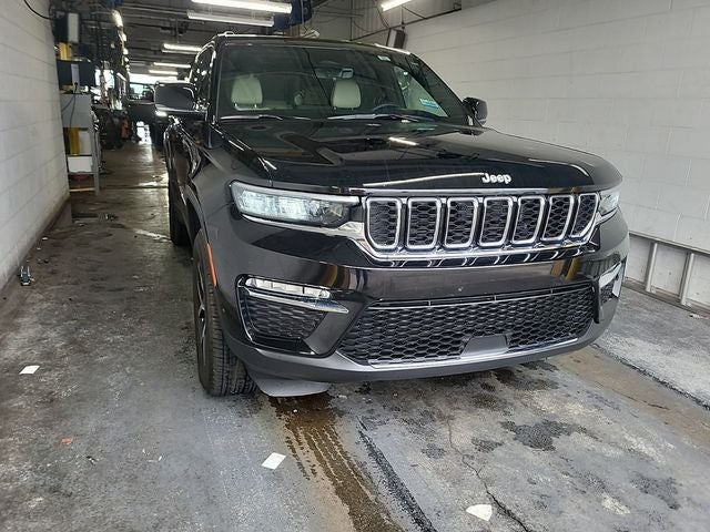 2025 Jeep Grand Cherokee Limited 3.6 Liter V6 4WD