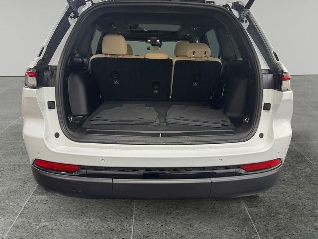 2024 Jeep Grand Cherokee Limited 3.6 Liter V6 4WD