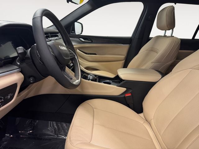 2024 Jeep Grand Cherokee Limited 3.6 Liter V6 4WD