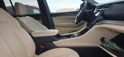 2025 Jeep Grand Cherokee Limited 3.6 Liter V6 4WD