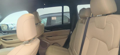 2025 Jeep Grand Cherokee Limited 3.6 Liter V6 4WD