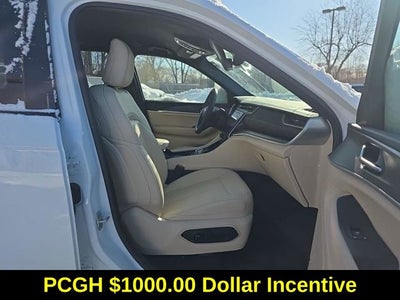 2023 Jeep Grand Cherokee Limited 3.6 Liter V6 4WD