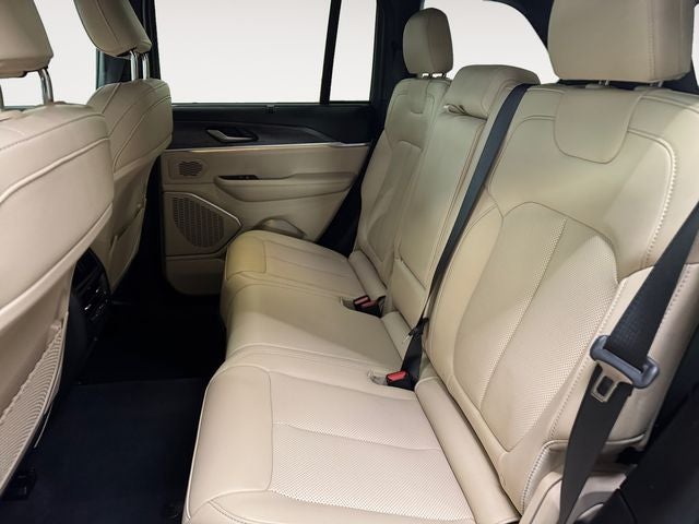 2024 Jeep Grand Cherokee Limited 3.6 Liter V6 4WD