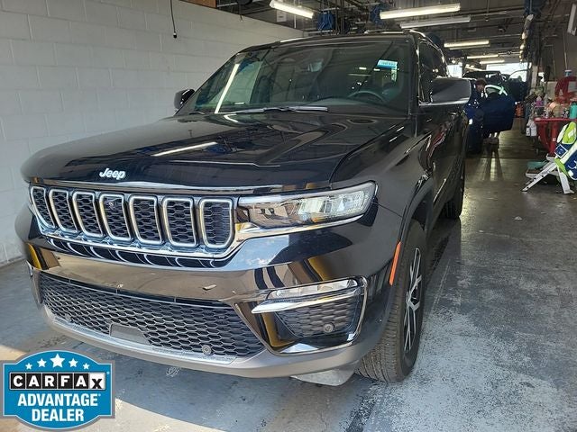2025 Jeep Grand Cherokee Limited 3.6 Liter V6 4WD