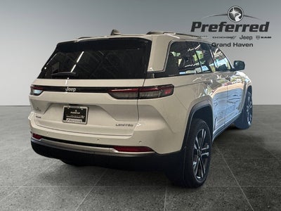 2027 Jeep Grand Cherokee GRAND CHEROKEE LIMITED 4X4