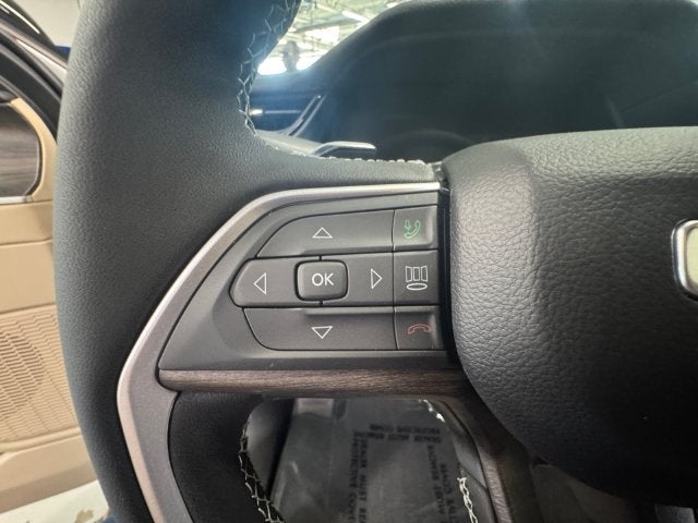 2027 Jeep Grand Cherokee GRAND CHEROKEE LIMITED 4X4