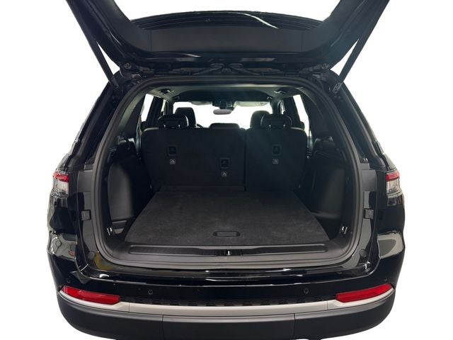 2027 Jeep Grand Cherokee GRAND CHEROKEE LIMITED 4X4